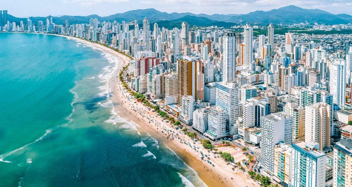 balneario-camboriu Investimento Imobiliário em SC: 6 Cidades Promissoras no litoral